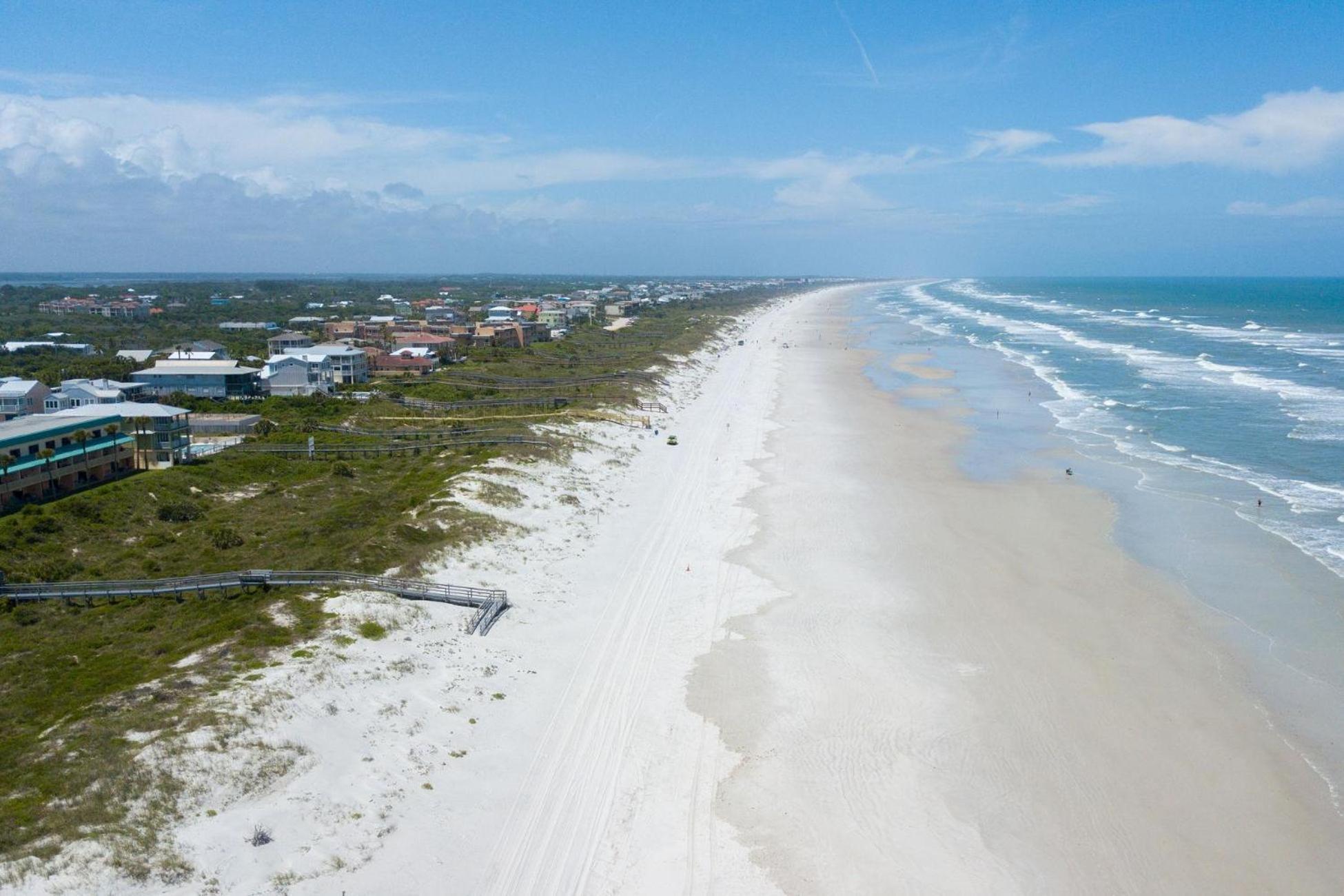 Sea -214 2Br Ocean View Pool Free Tix Crescent Beach Exterior photo